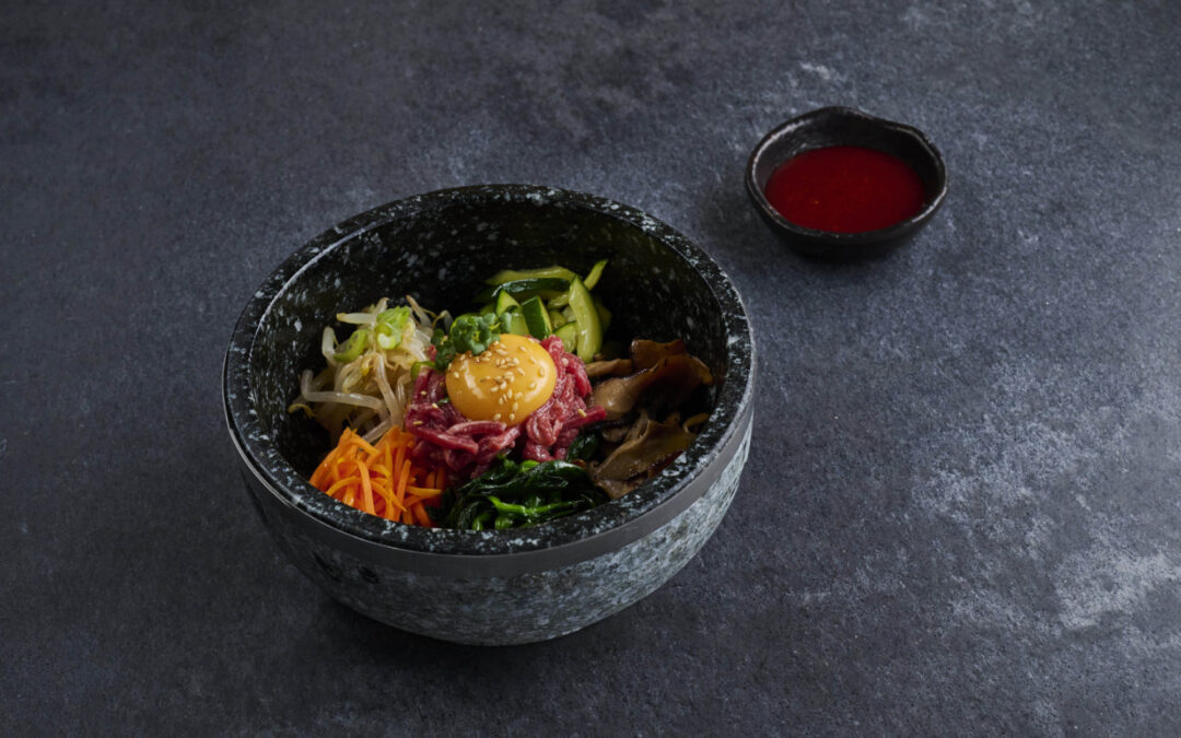 Wagyu Yukhoe Dolsot Bibimbap (Halal)